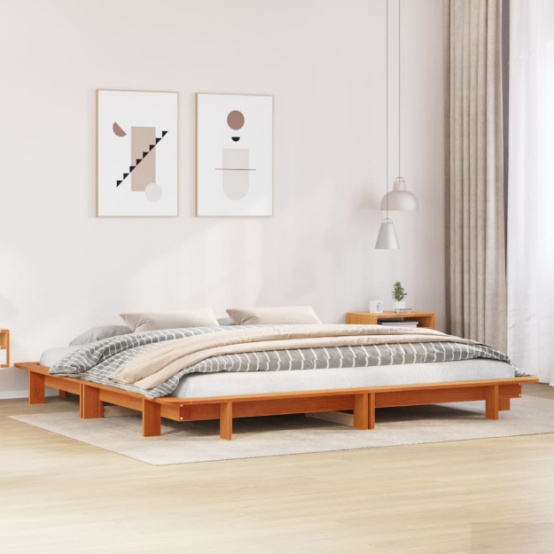 Letto senza Materasso Marrone Cera 200x200 cm in Legno di Pino