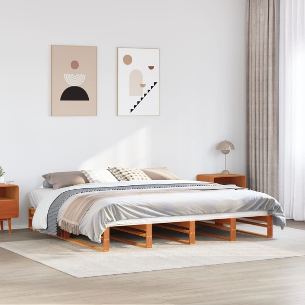 Letto senza Materasso Marrone Cera 200x200 cm in Legno di Pino