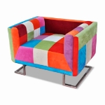 Poltrona a Cubo con Gambe Cromo e Design Patchwork in Tessuto